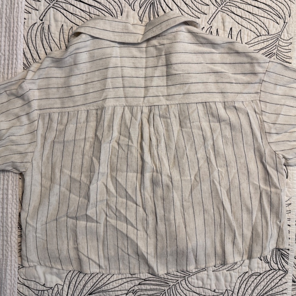 Cropped button down - Picture 2 of 3